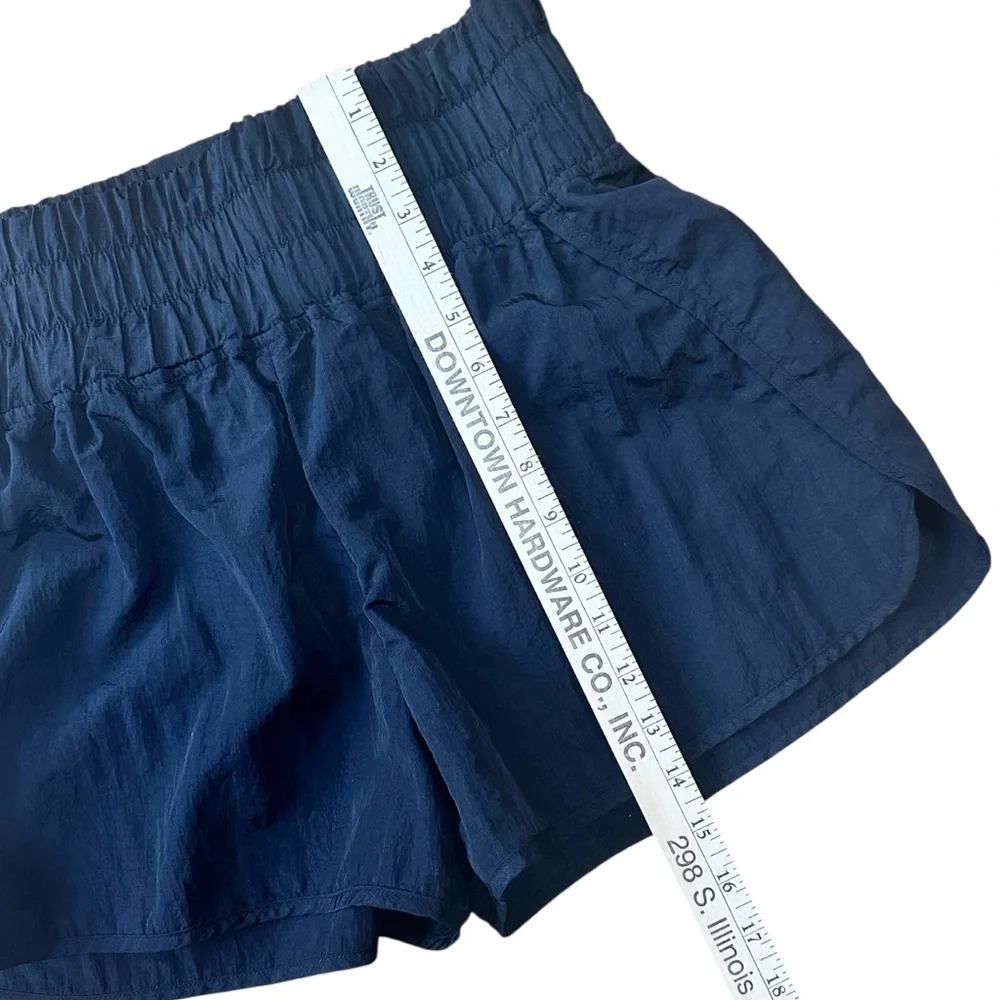 Automet Women's Black Running Shorts Size M in EUC